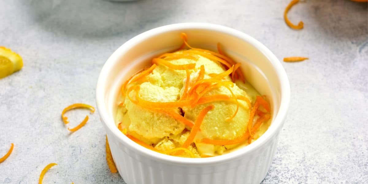 Você está visualizando atualmente Como fazer creme de laranja e servir como uma deliciosa sobremesa